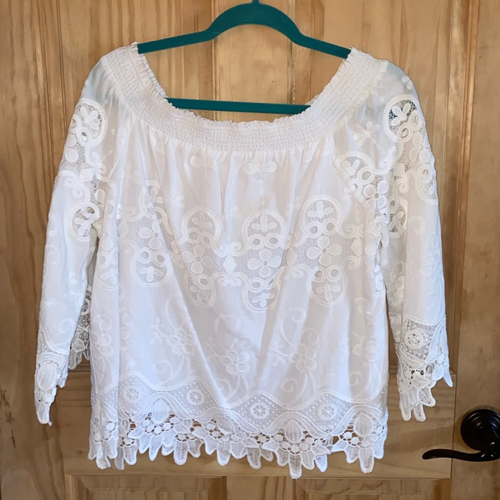 Chicos top size 2